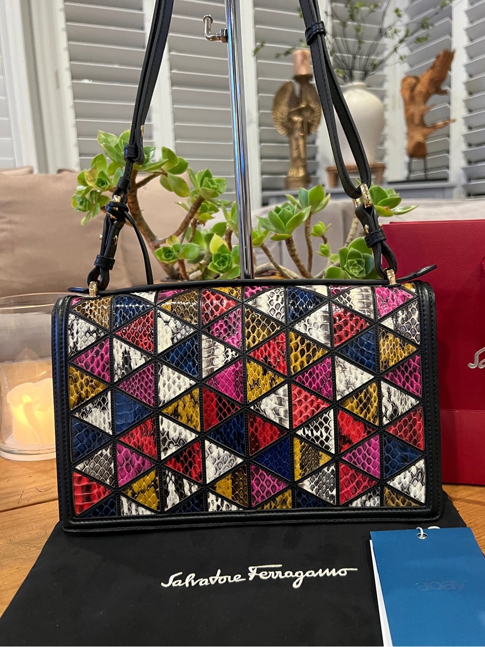 Salvatore Ferragamo Patchwork Geometric multicolored Pattern Shoulder bag! RARE! - Picture 4 of 17